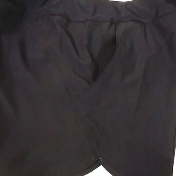 Lands' End Running Shorts  4086v - Picture 5 of 5